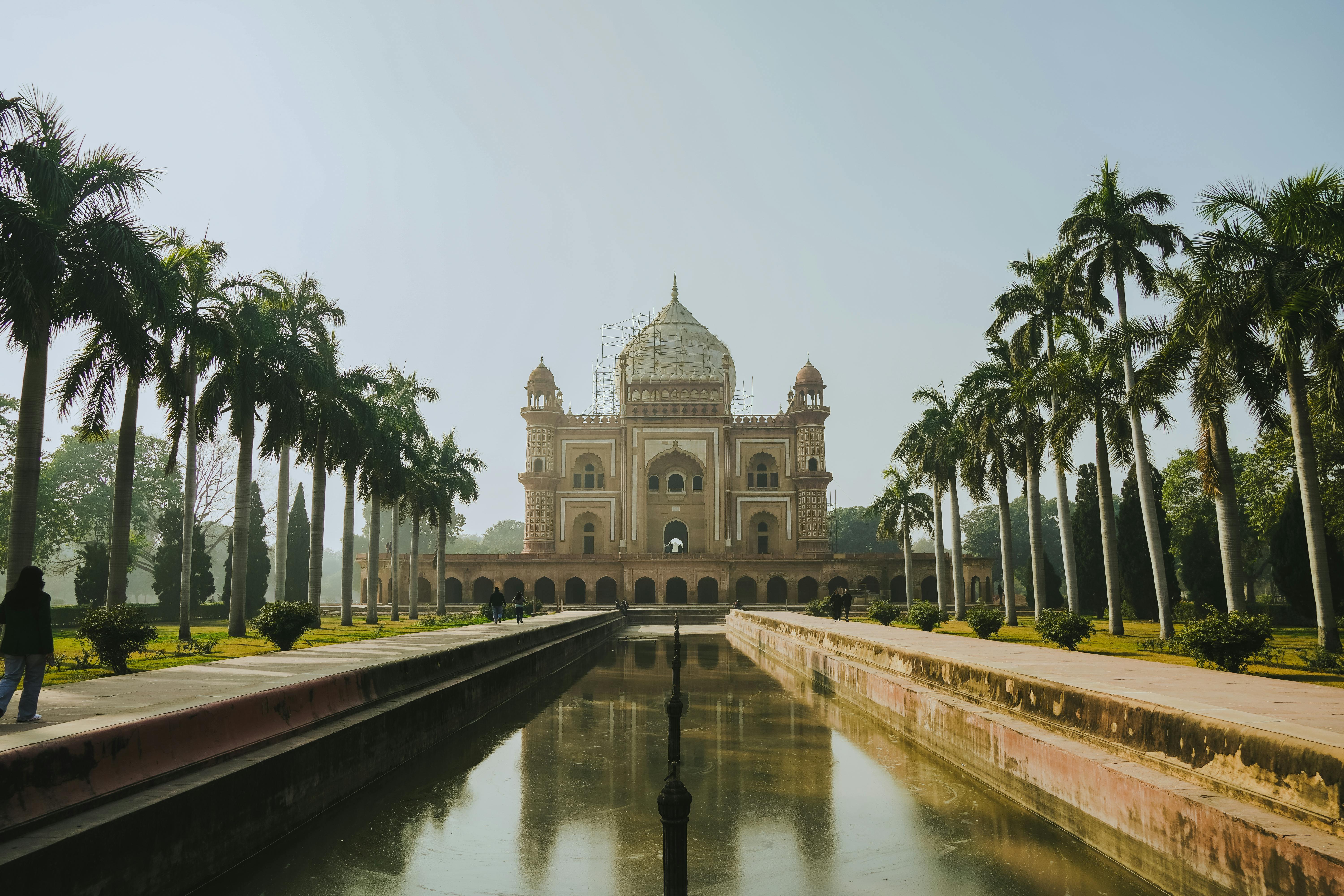 Hotel Preet Palace -5 Mints Walk From Nizamuddin Railway Station New Delhi