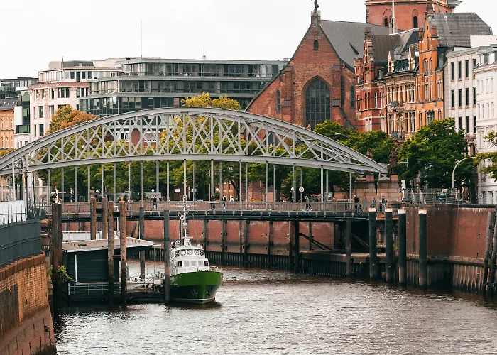 Courtyard By Marriott Hamburg City