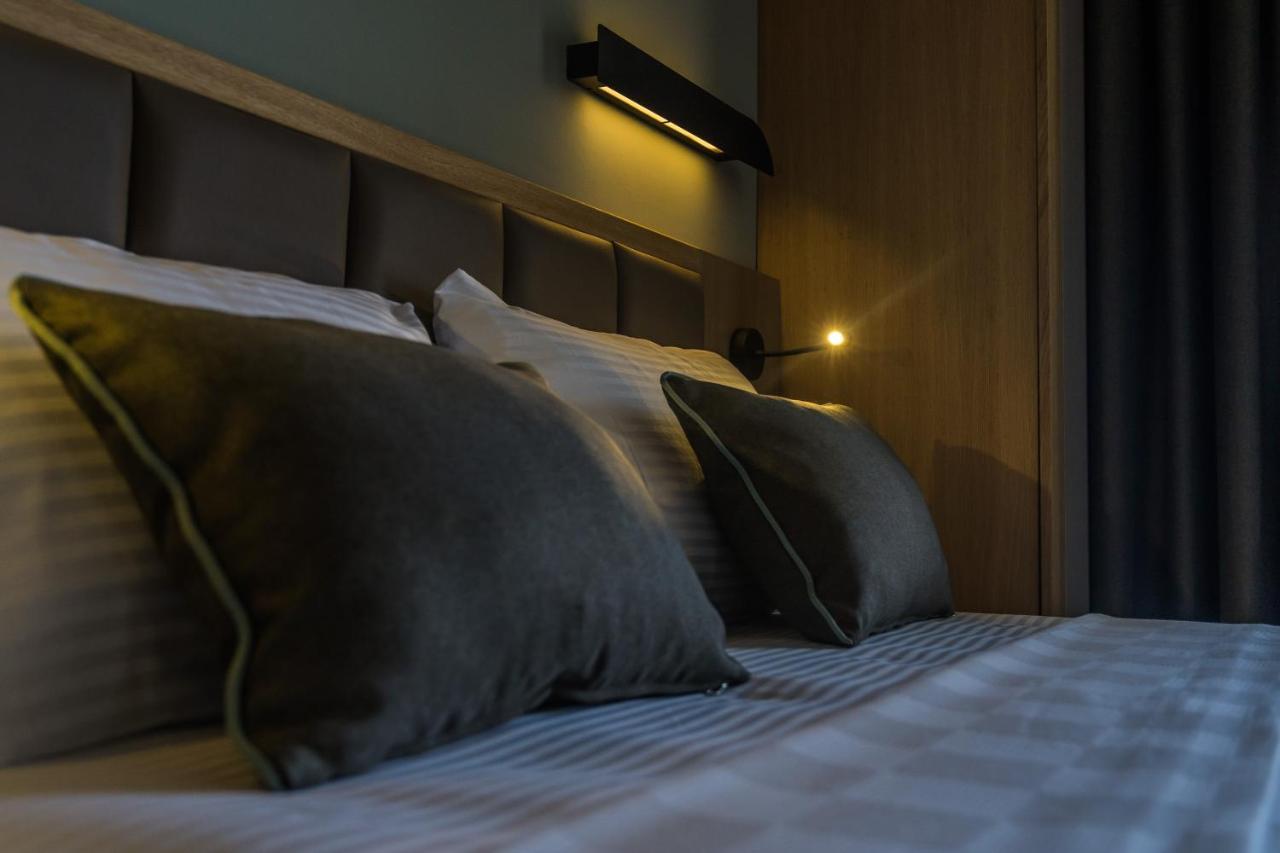 Deluxe Double Room Side Sea View