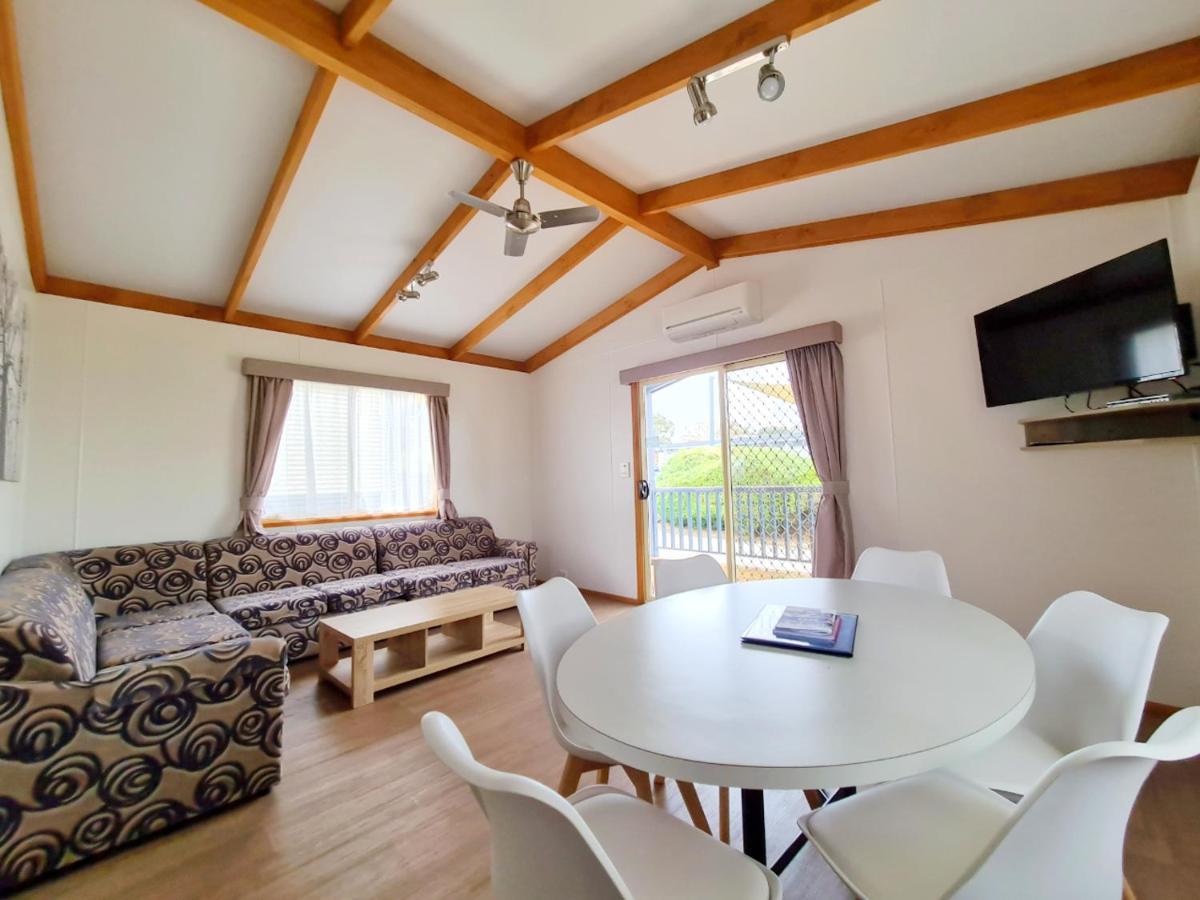 Silver 2 Bedroom 6 Berth