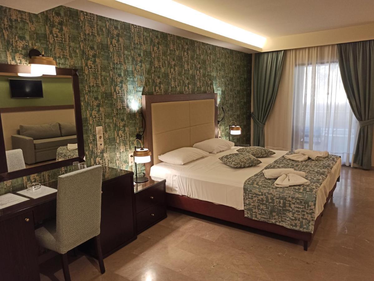 Economy Double or Twin Room,1132748094:JPEG