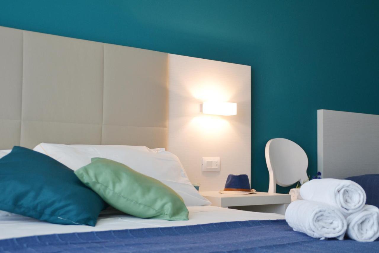 Dreibettzimmer mit Balkon
