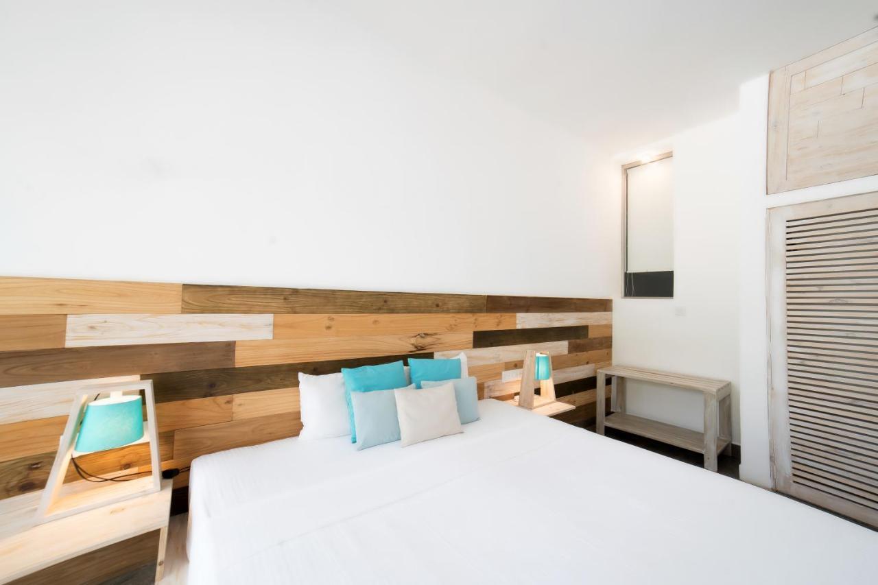 Premier Ocean View Room on Food & Beverage