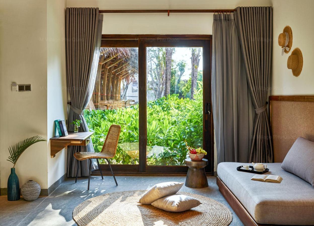 Spacious Garden Twin House