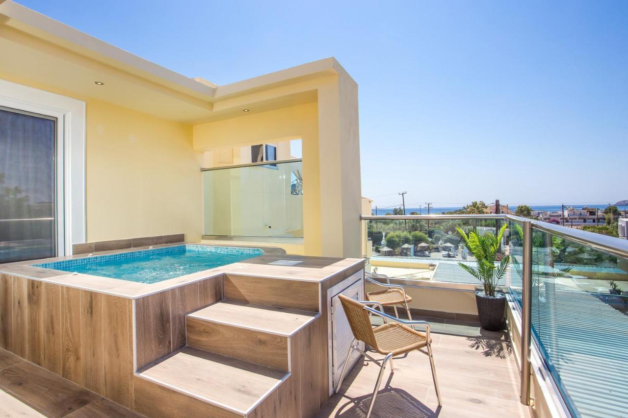 Deluxe Suite with Spa Bath