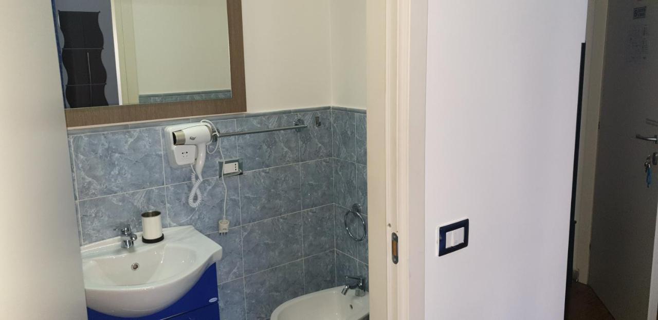 Triple Room Private Bathroom
