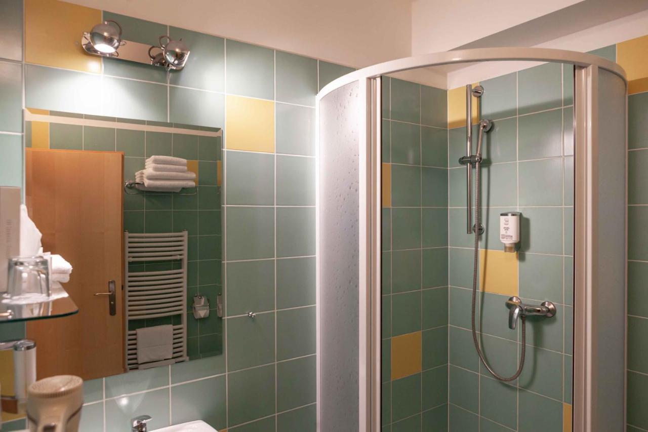 Twin Room,1008834562:JPEG