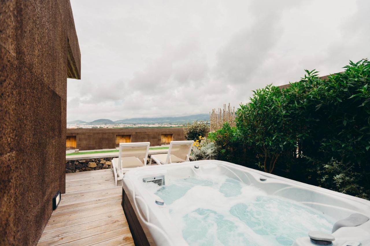Deluxe Studio Side Sea View Private Hot Tub