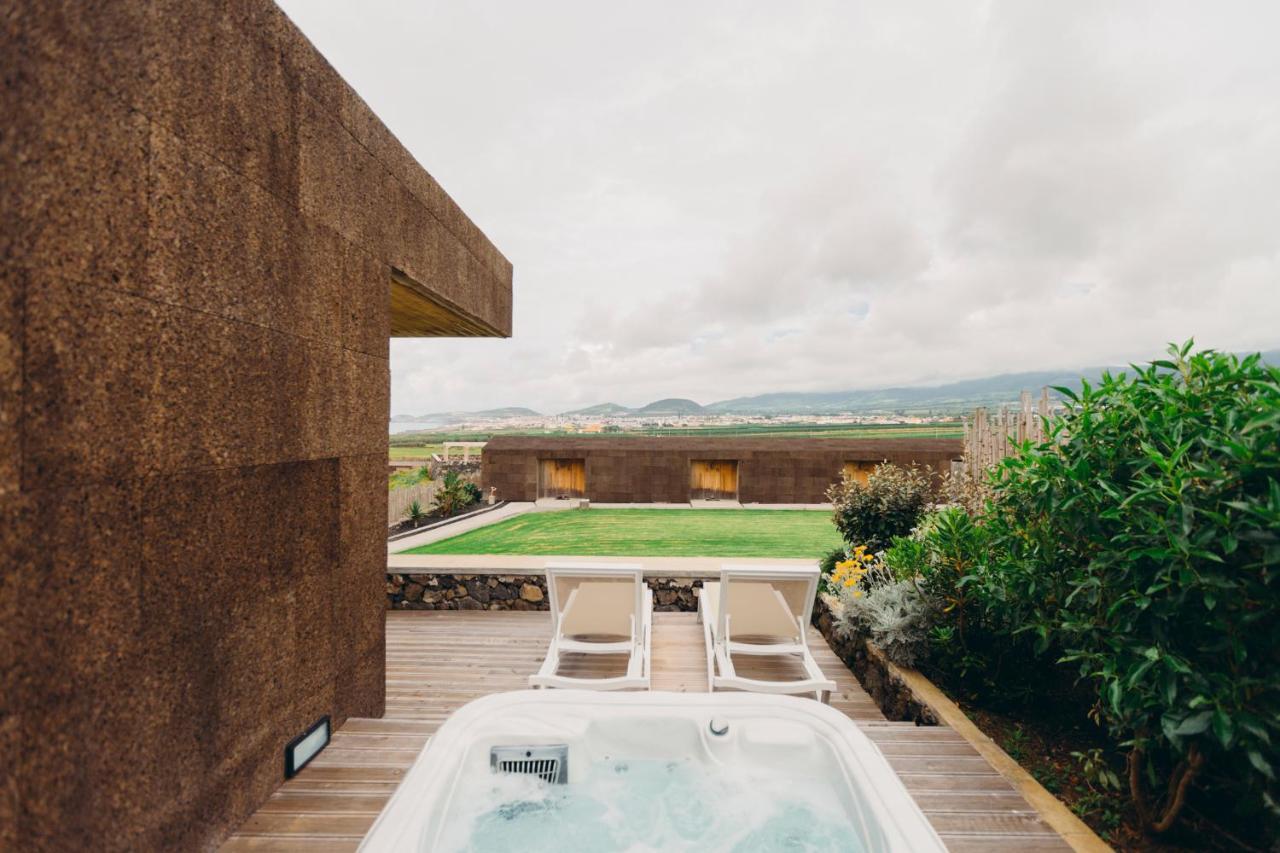 Deluxe Studio Side Sea View Private Hot Tub