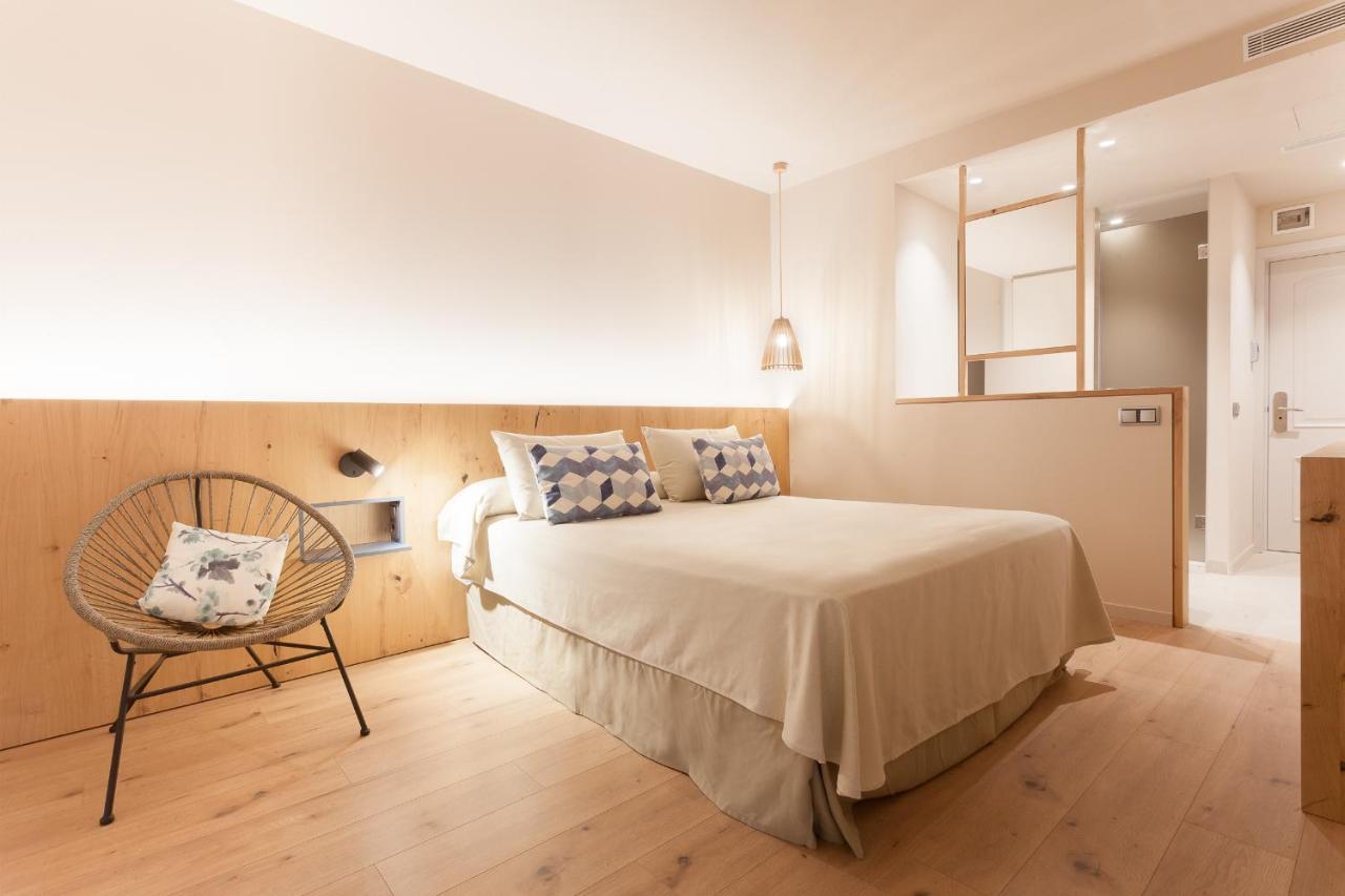 Deluxe Room,1011185977:JPEG