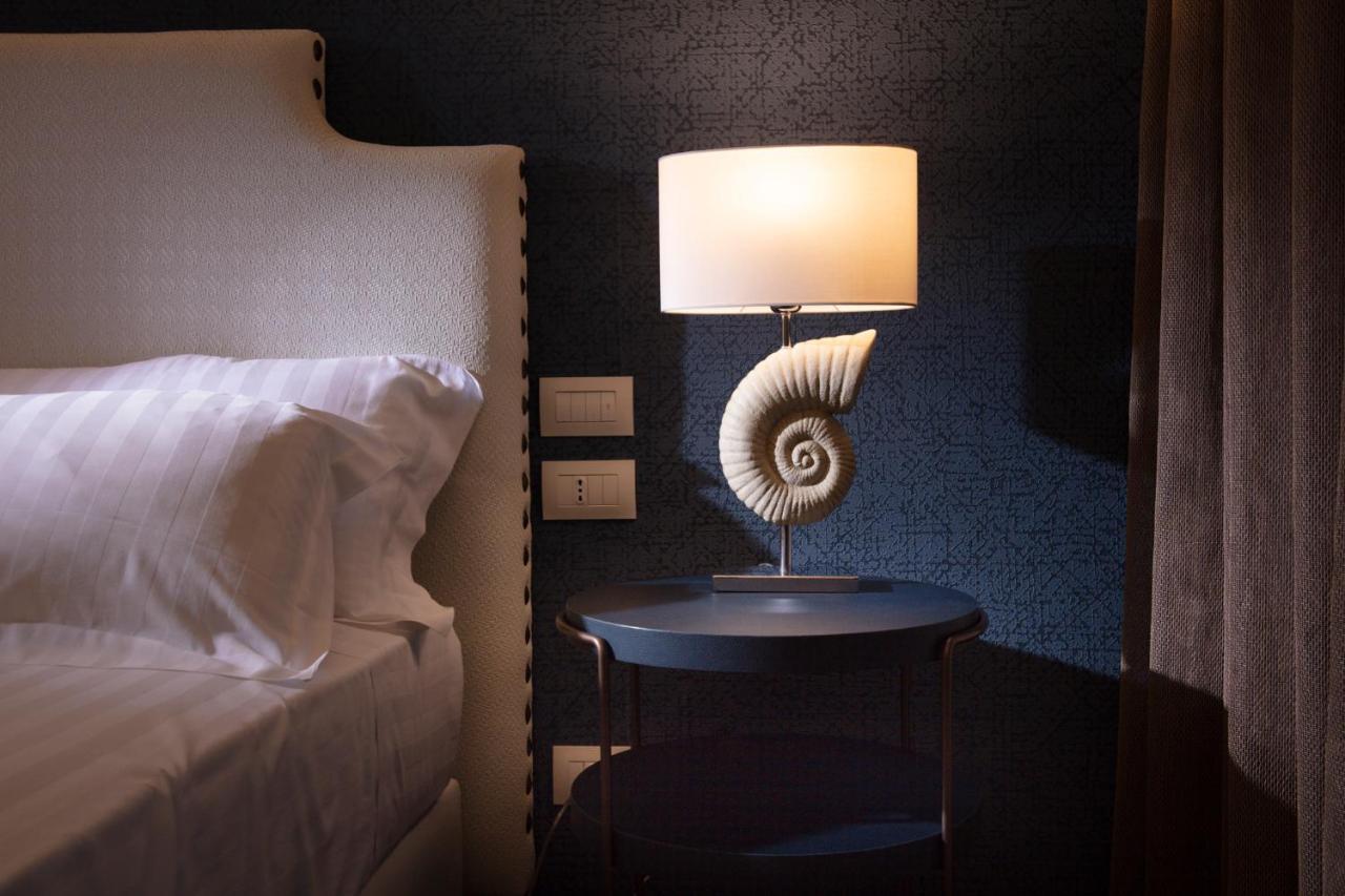Deluxe Double or Twin Room with Sea View