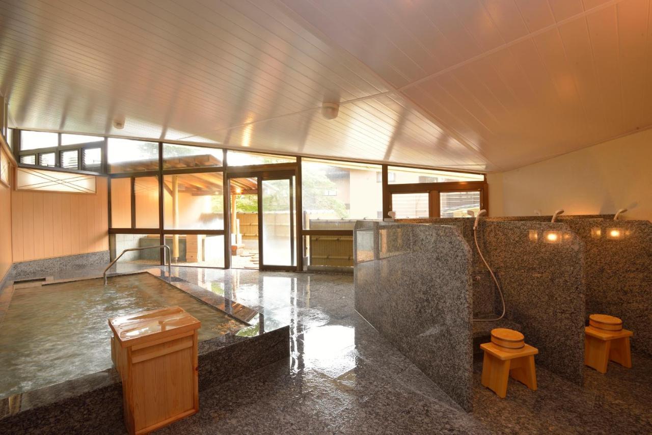 Kaiseki dinner - Breakfast and Dinner included Suite room with indoor bath - Annex (Futons are provided from 3rd guests)