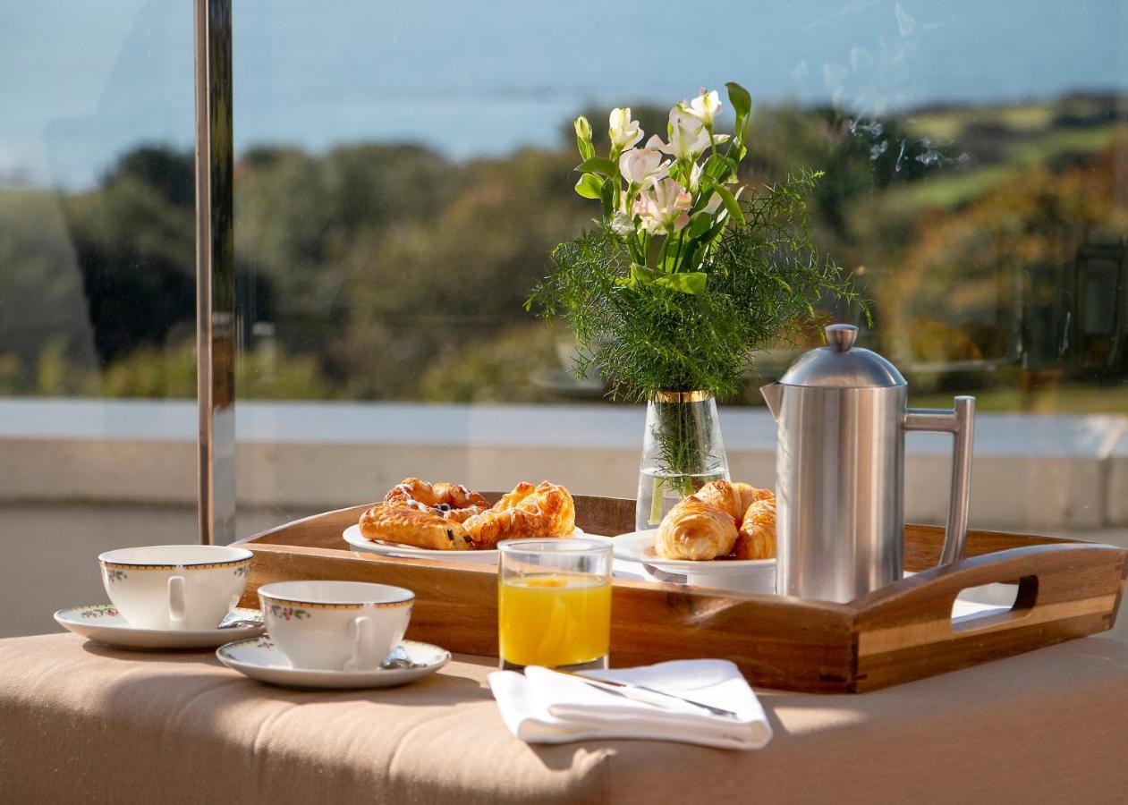 Double Room with Balcony and Sea View