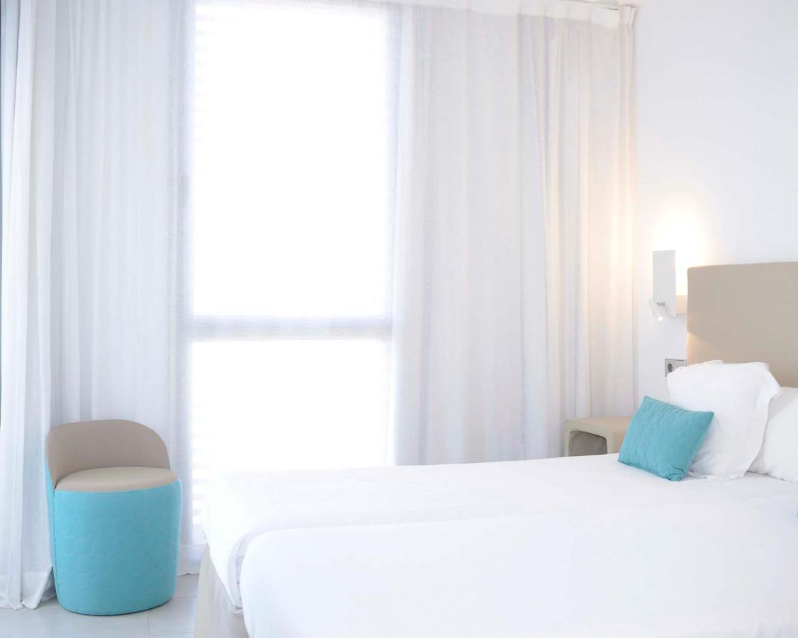Standard One-Bedroom Apartment,1013108947:JPEG