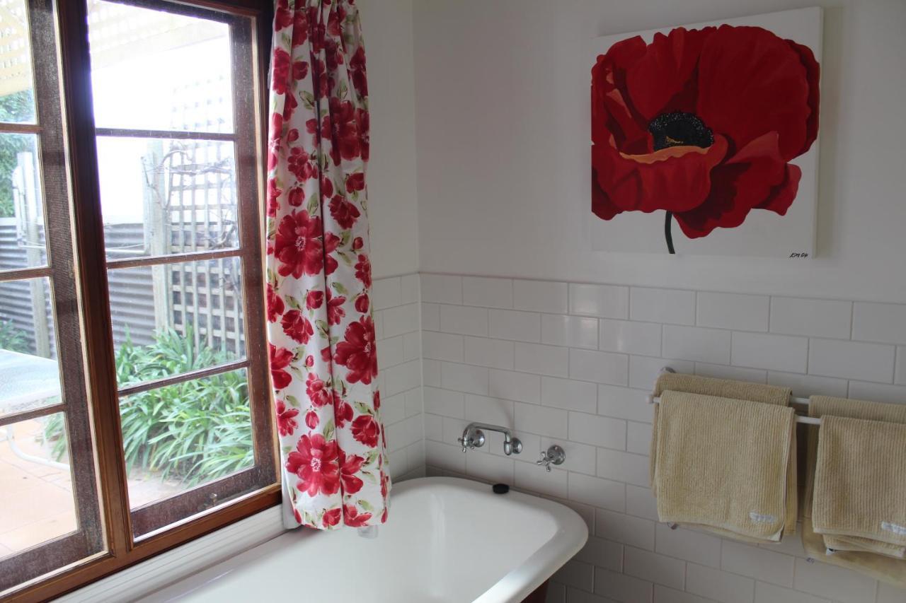 Deluxe Double or Twin Room with City View