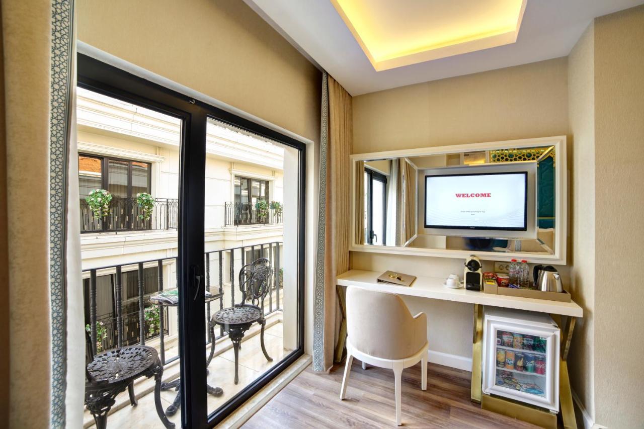 Superior Double or Twin Room with Balcony