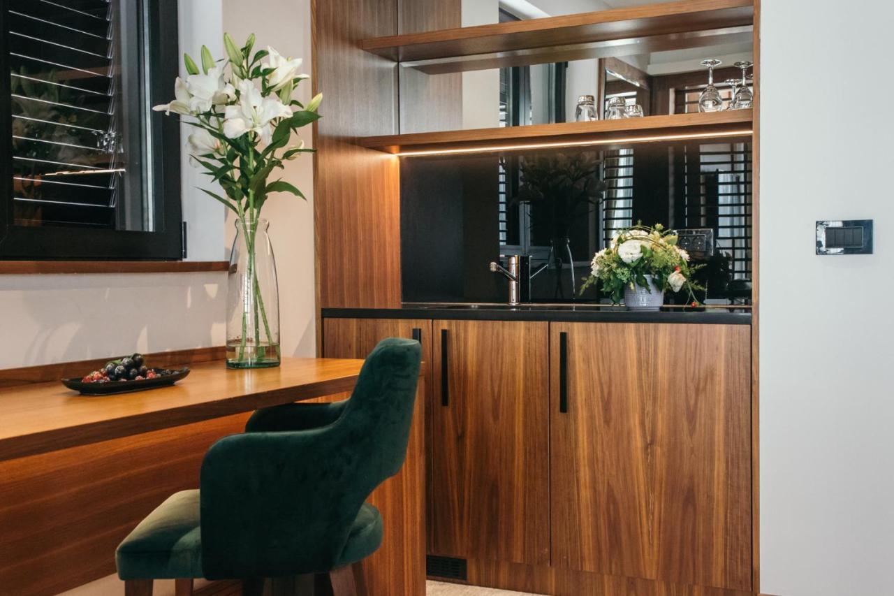 Apartment mit Balkon