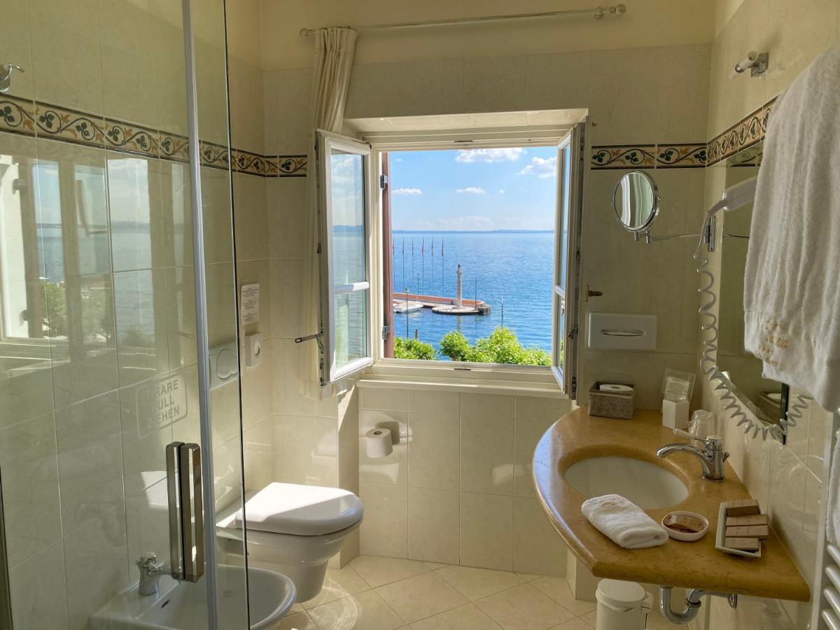 Deluxe Double or Twin Room Lake View Balcony