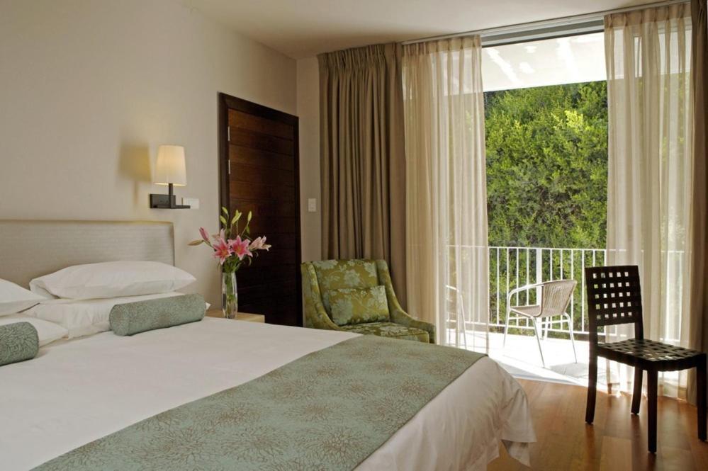 Second Floor Back Facing Room No Sea View