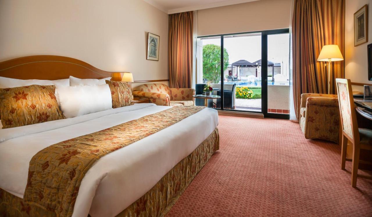 Standard Double or Twin Room Pool View