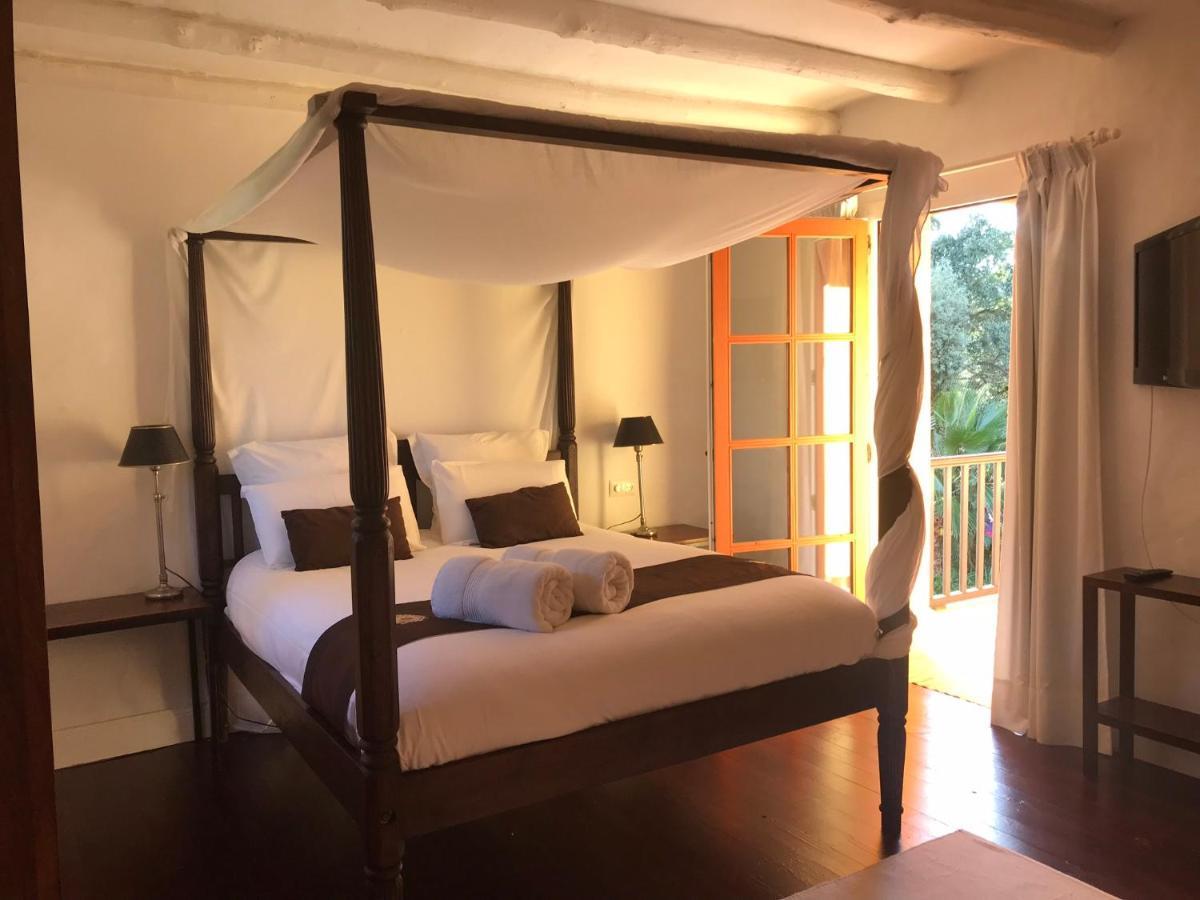 Habitación Doble con baño privado externo
