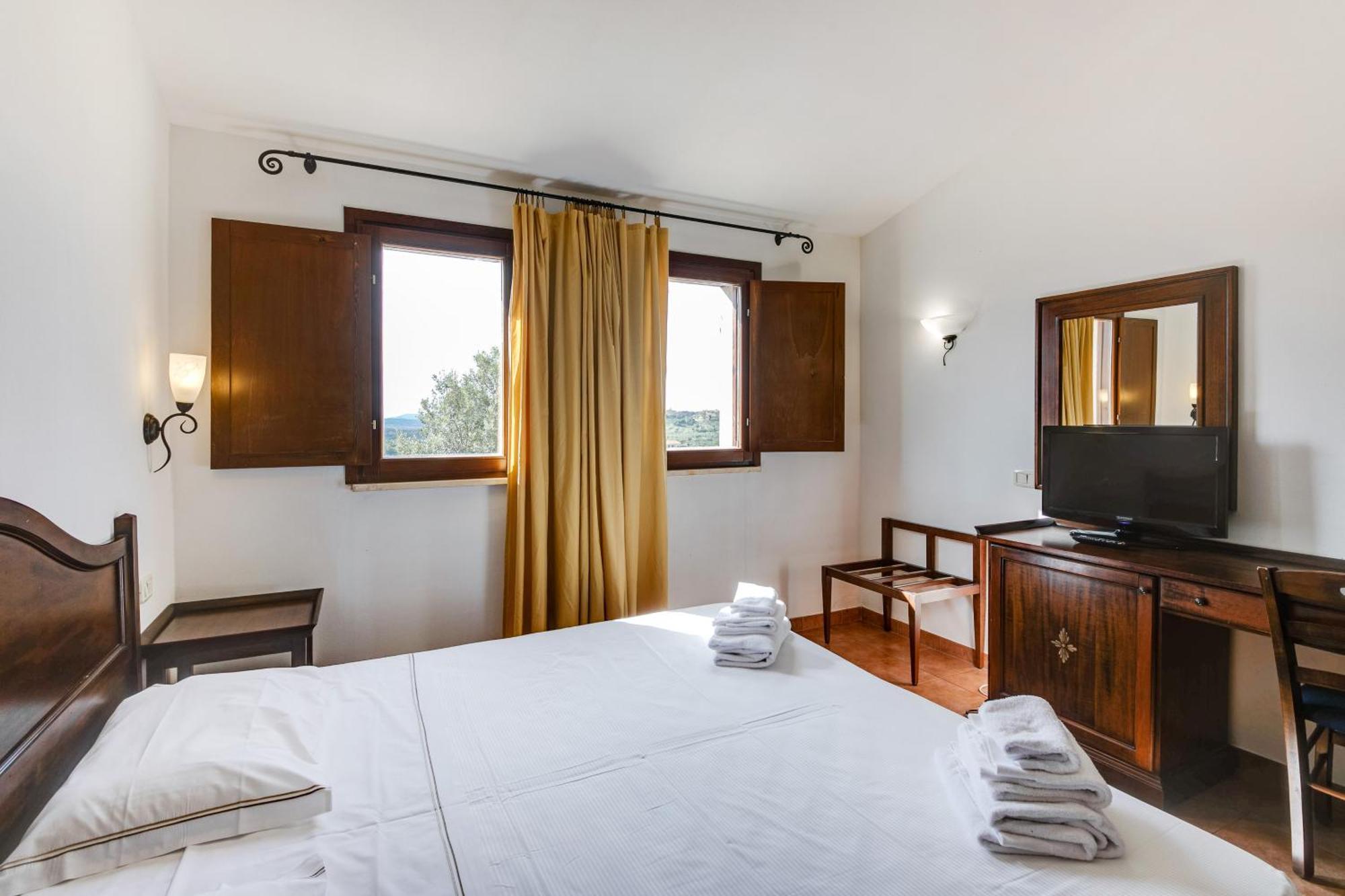 Two-Bedroom Apartment,1034250047:JPEG