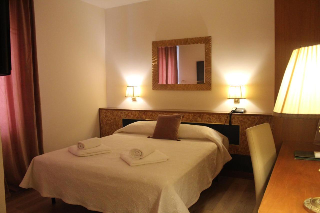 Double Room,1039596880:JPEG