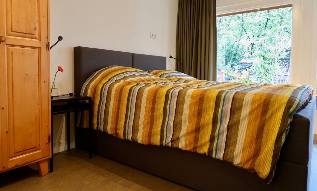 Deluxe Double Room Bath