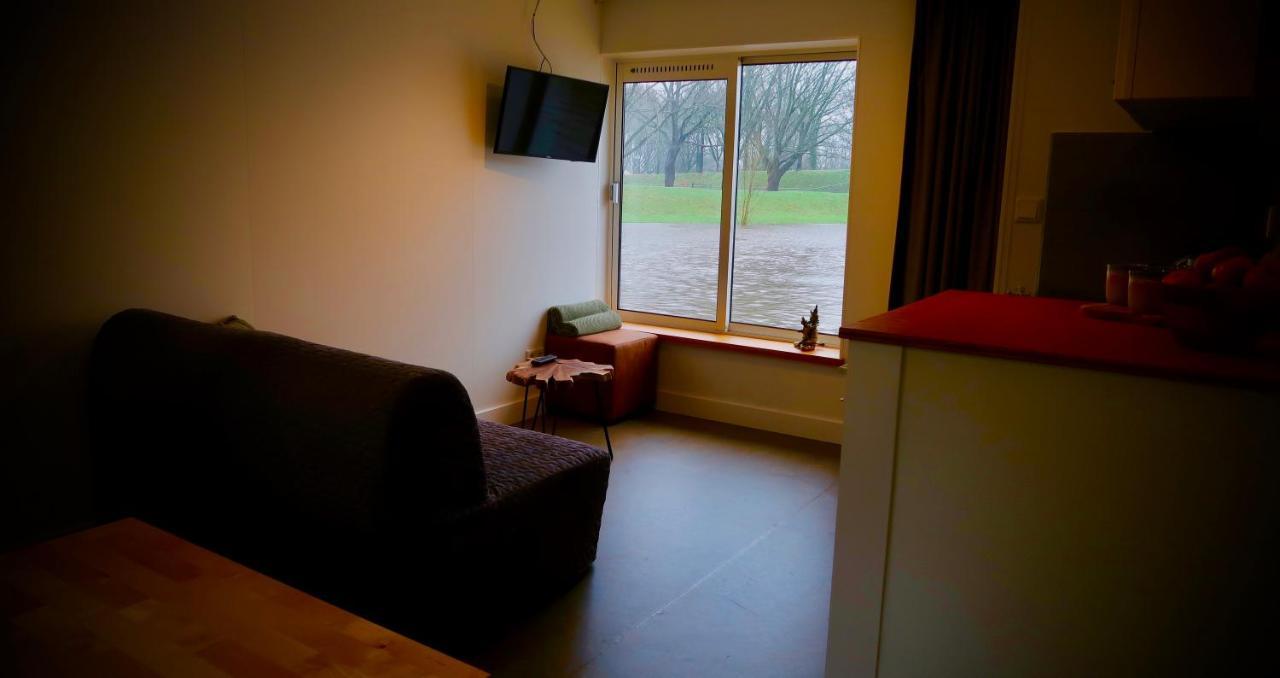 Deluxe Double Room Bath