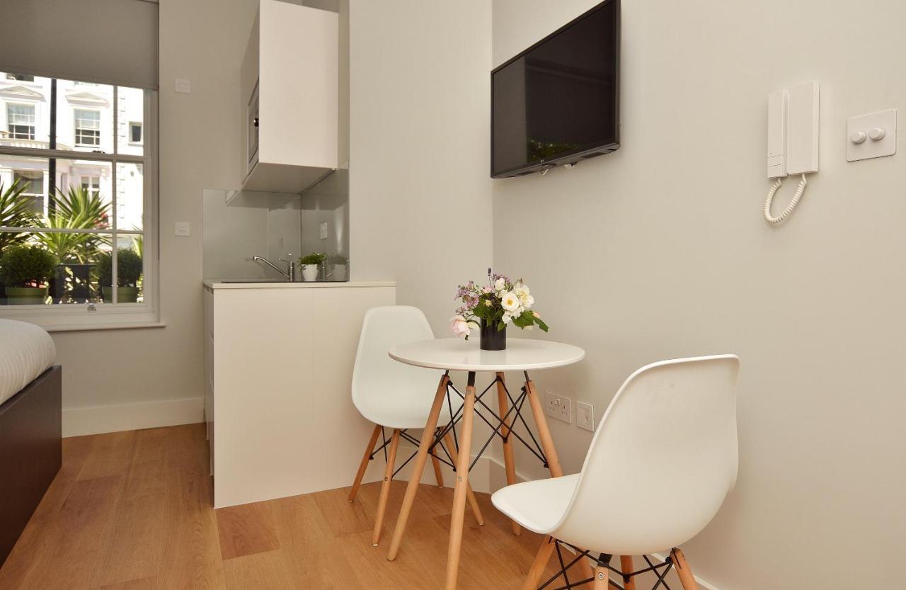 Lower Ground Floor Small studio