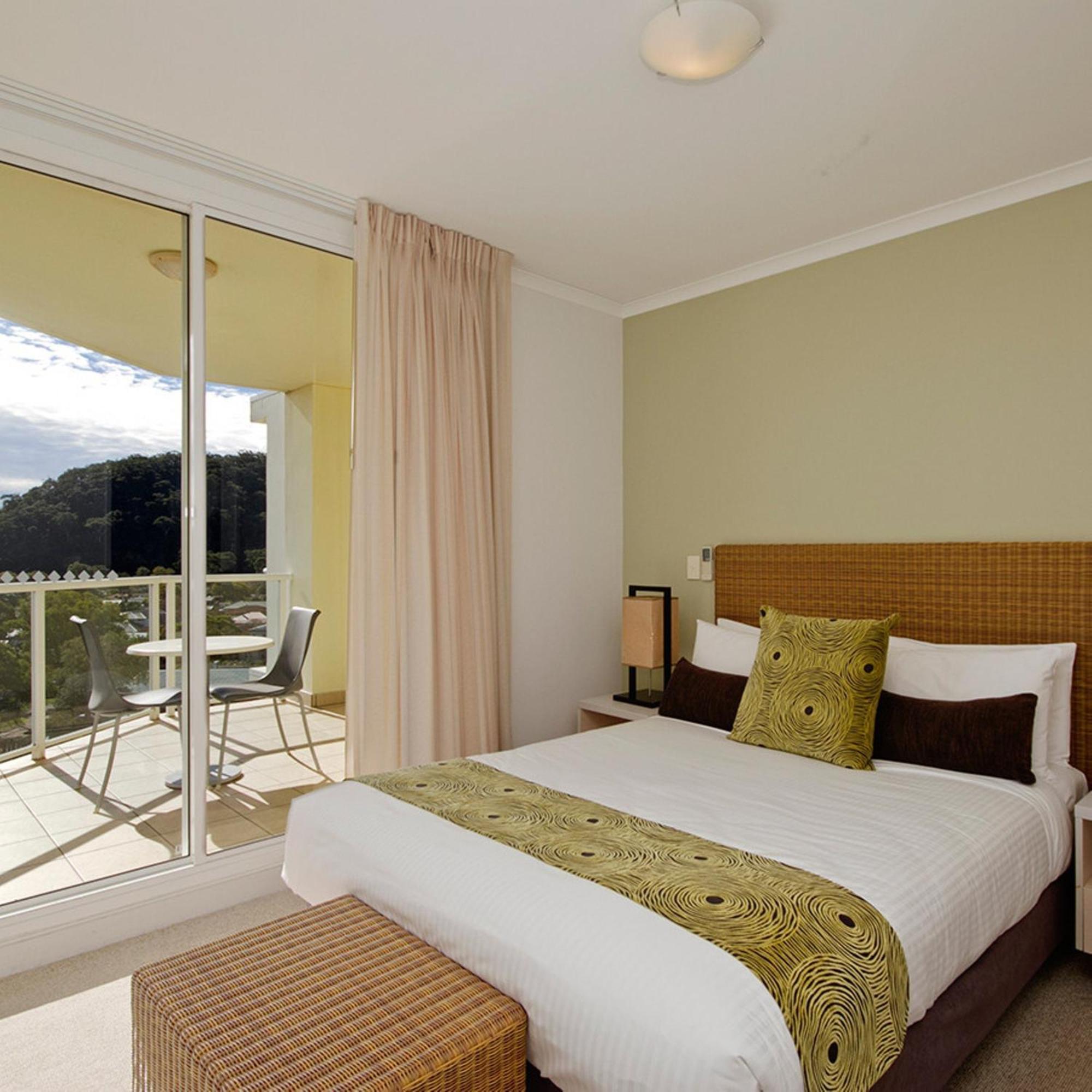 Deluxe Studio Suite with Pool View