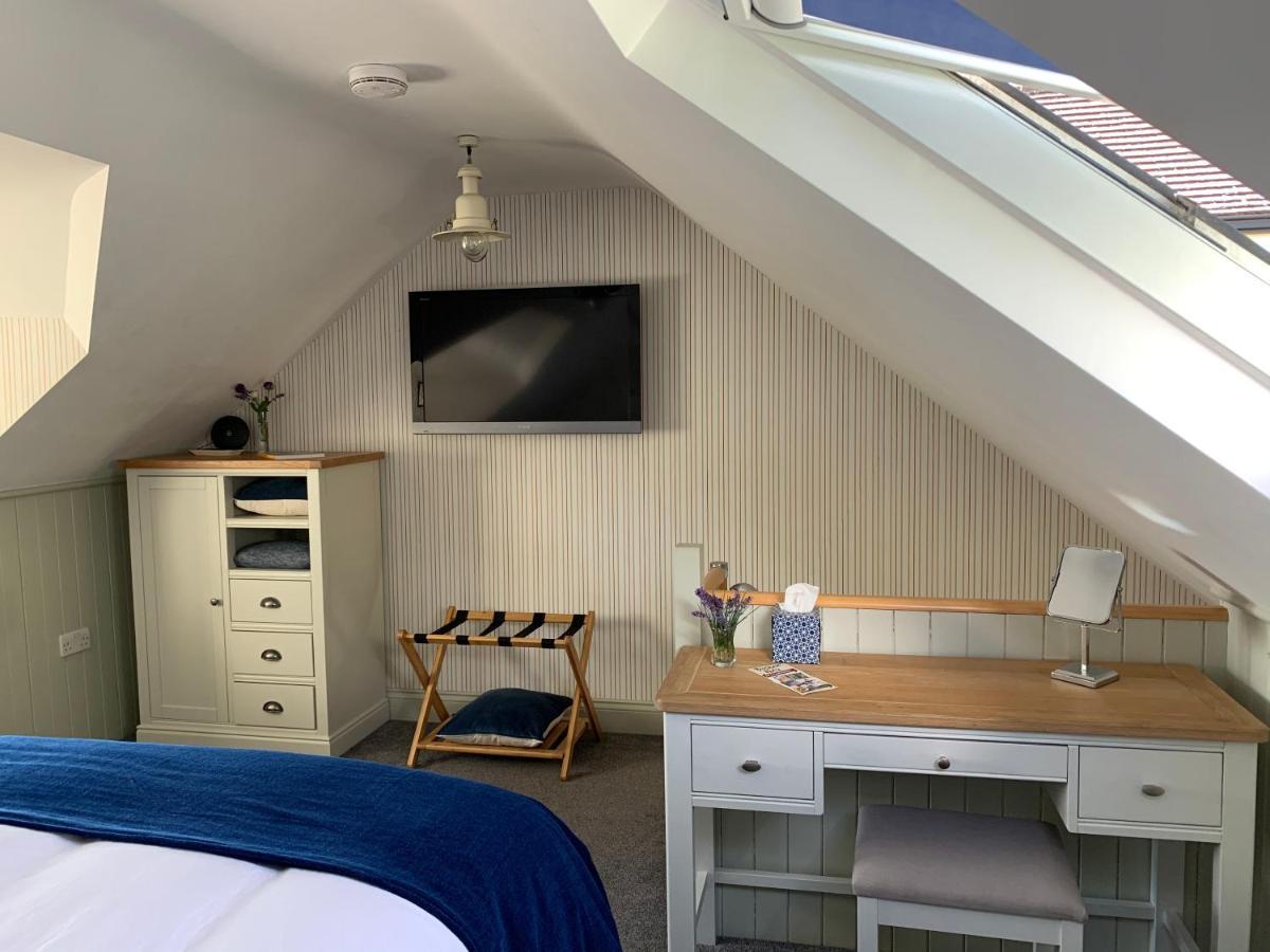 Superior Double Room,1372368848:JPEG