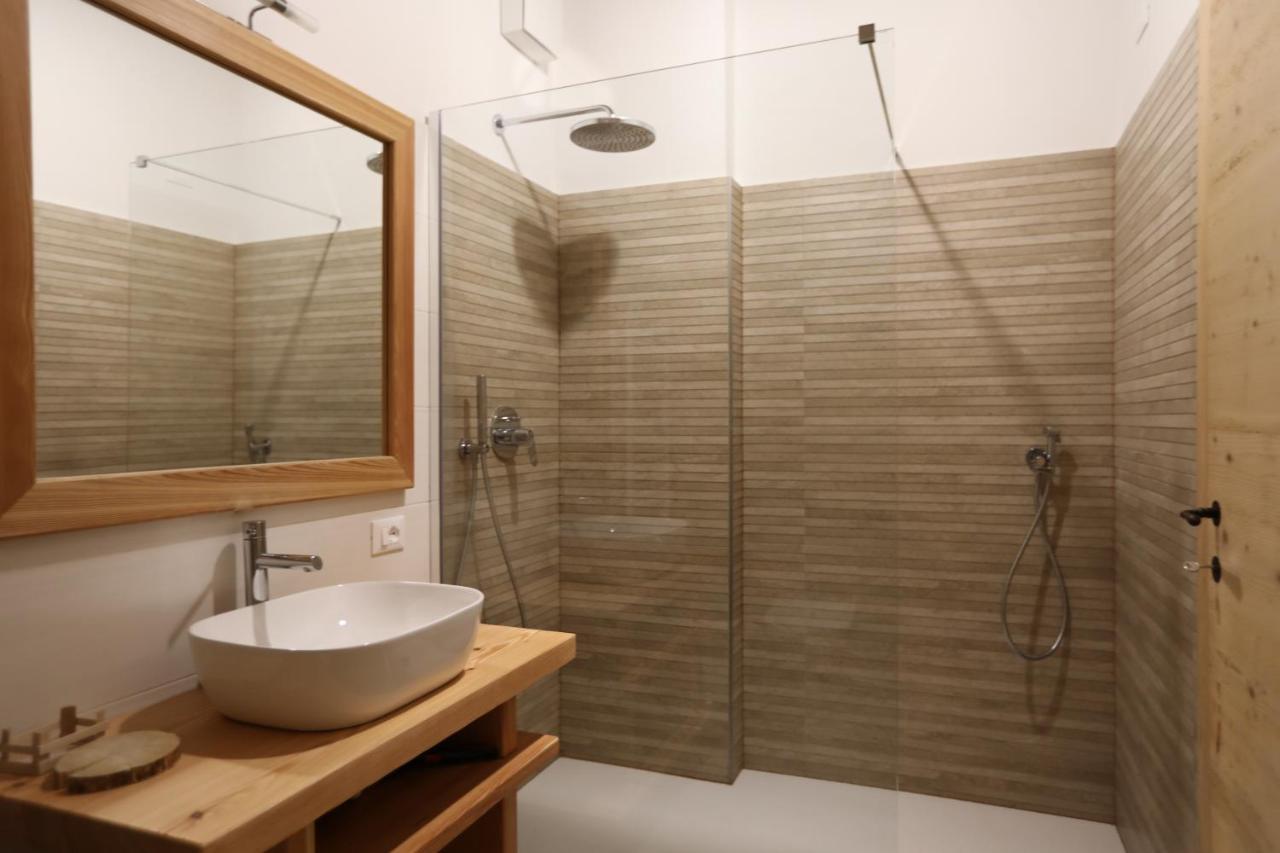 Double or Twin Room Private Bathroom