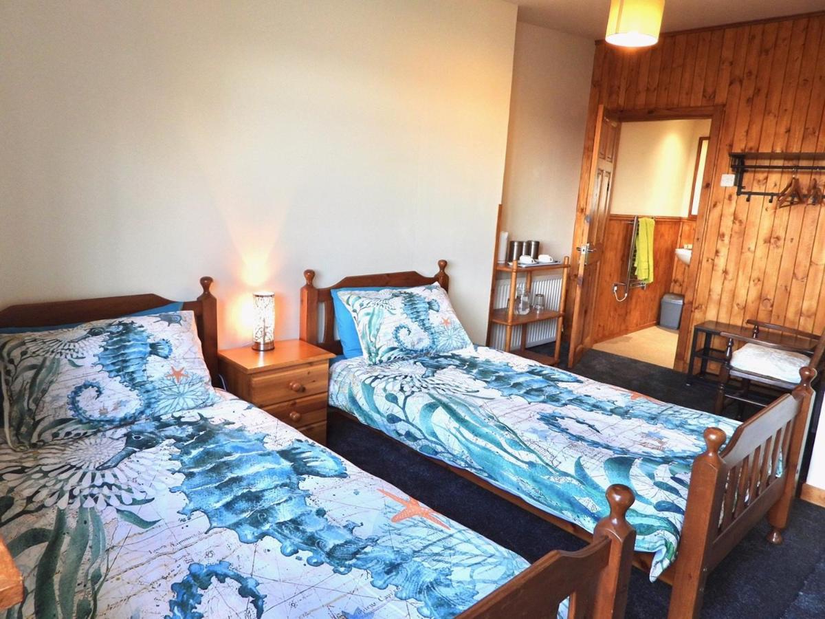 Large Twin Room,1074603262:JPEG