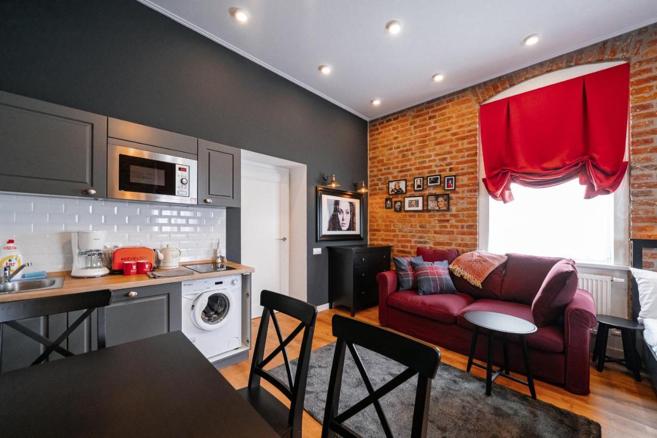 Modernes Superior Studio