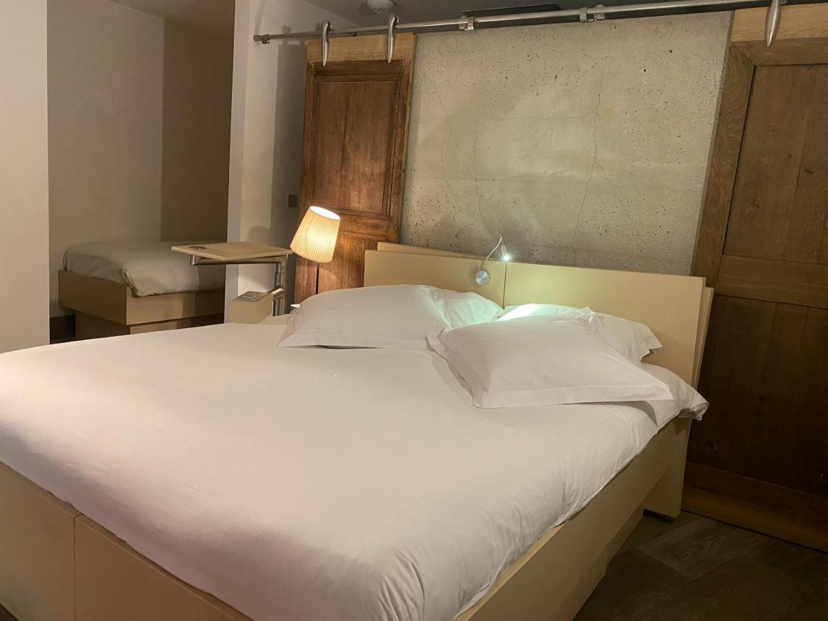 Triple Room Bath,1067207293:JPEG
