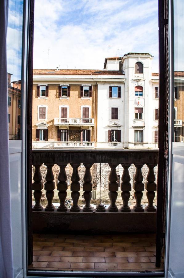 Standard Double or Twin Room Balcony