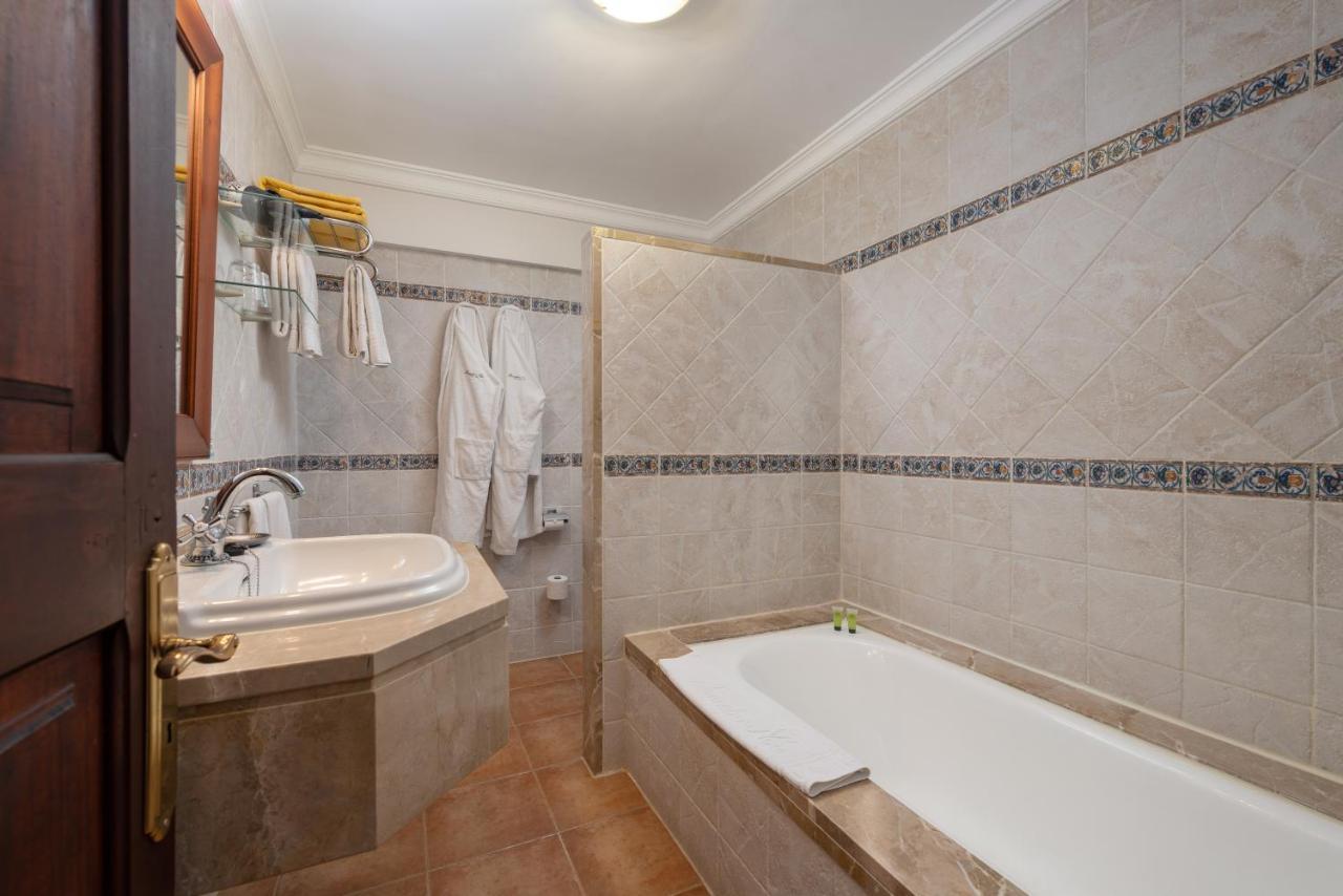 Double Room with Balcony or Terrace and Free Spa Access