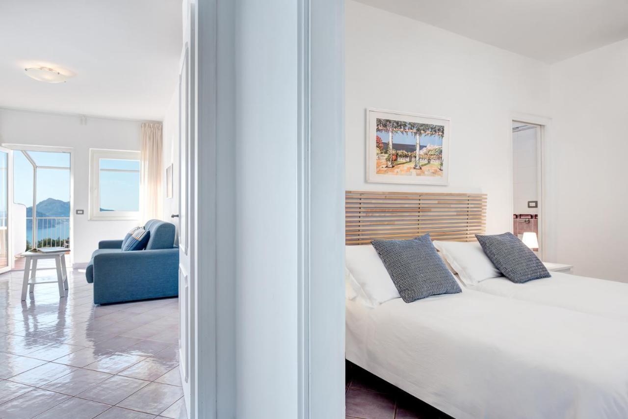 Apartamento Superior de 2 dormitorios con terraza y vistas al mar
