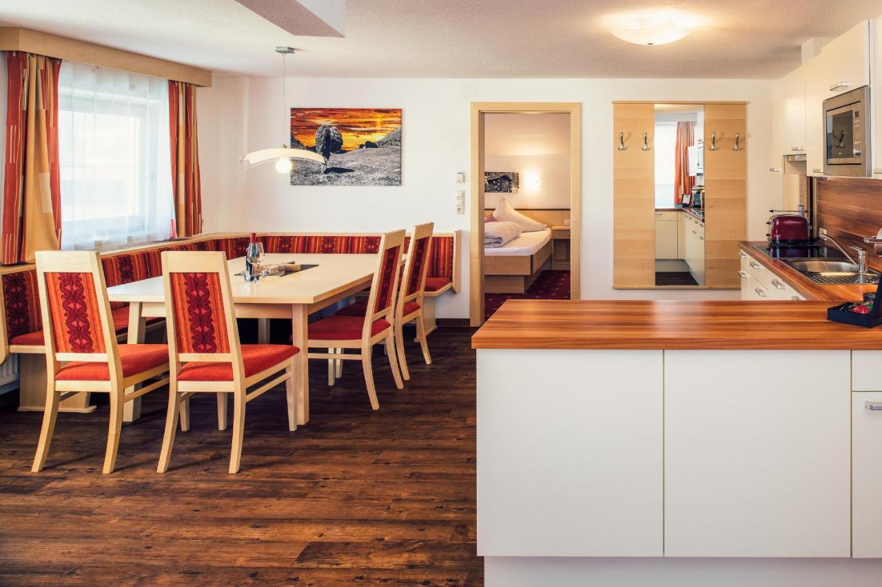 Penthouse Apartment,1040009338:JPEG