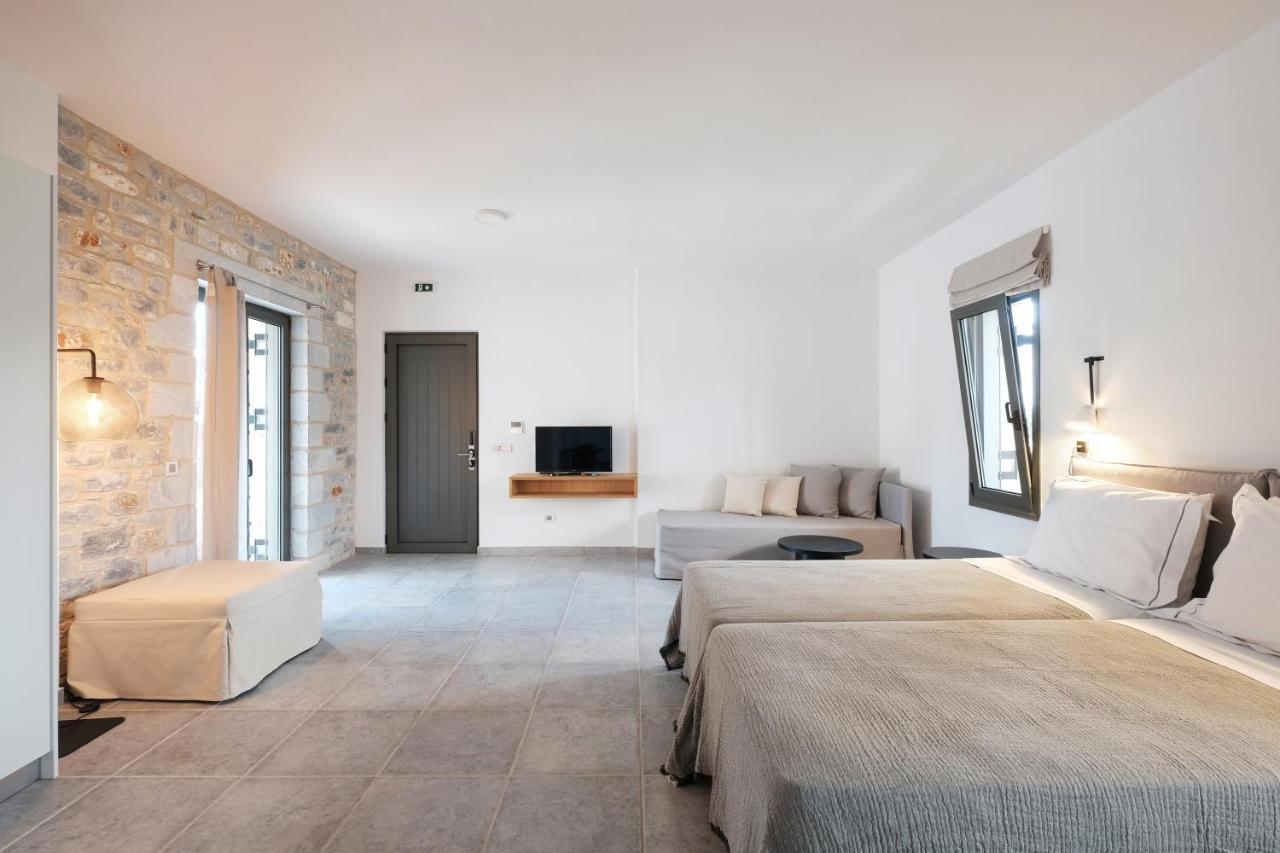 Doppel-/Zweibettzimmer mit Gartenblick