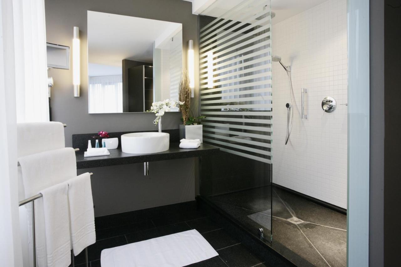 Großes Design Zimmer