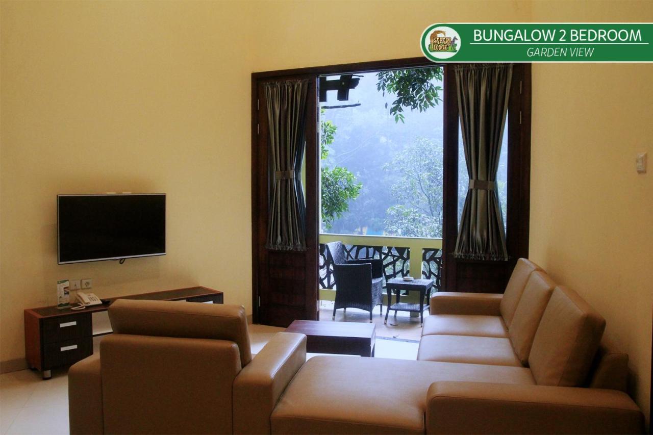 Grand Zebra Two-Bedroom Bungalow