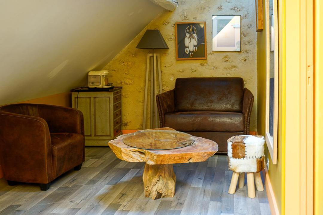 Attic Suite,1500071743:JPEG