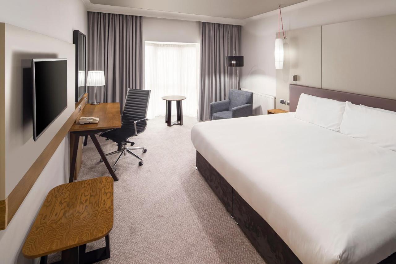 Chambre Lit Queen-Size Standard avec Accès au Salon