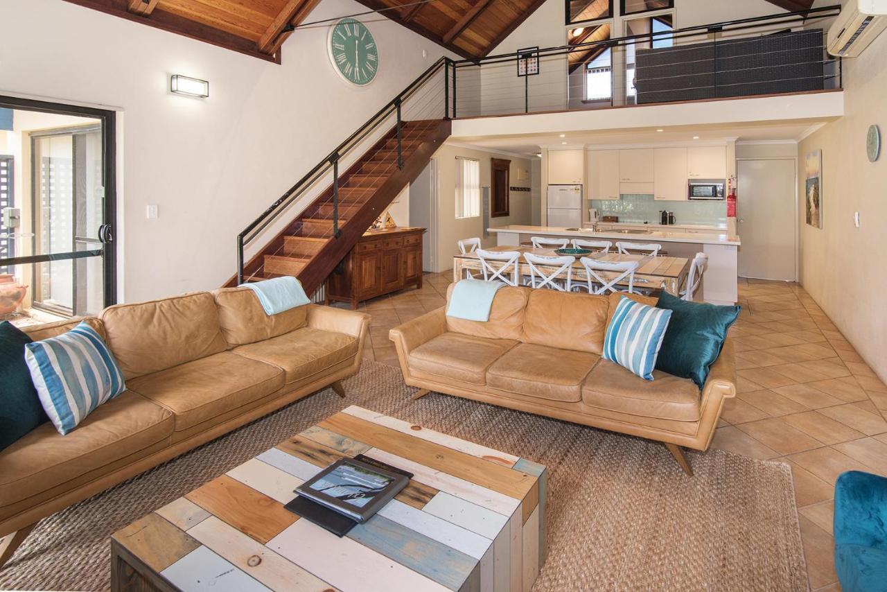 Ocean Reef - Four Bedroom Cottage