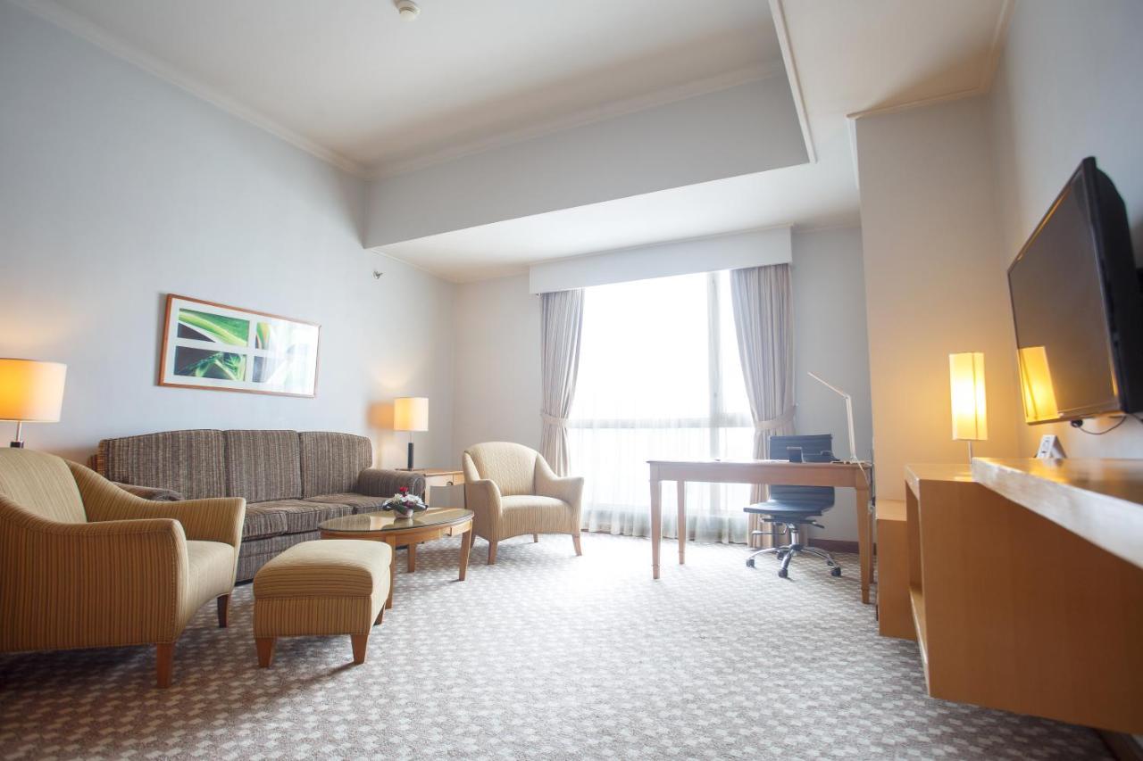 One-Bedroom Executive