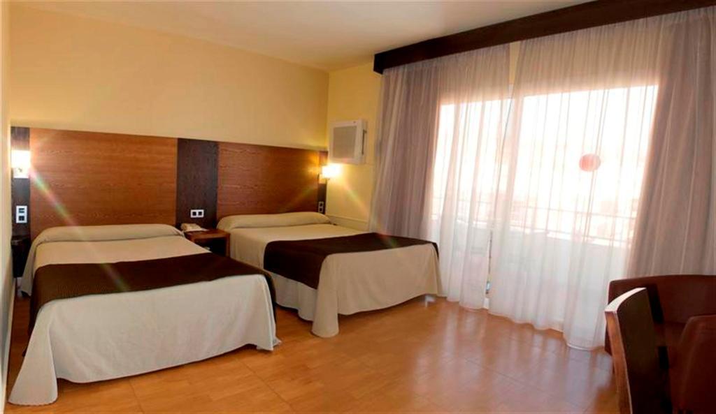 Vierbettzimmer (2 Erwachsene + 2 Kinder)