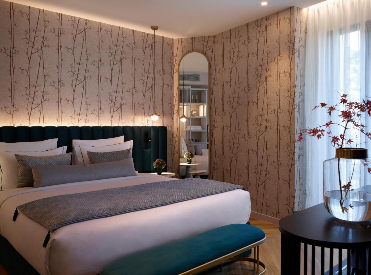 Superior King Suite