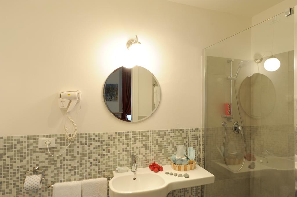 Double Room on Two Levels,109788162:JPEG